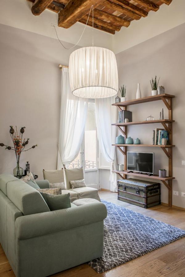 Stence Apartment Lucca Bagian luar foto