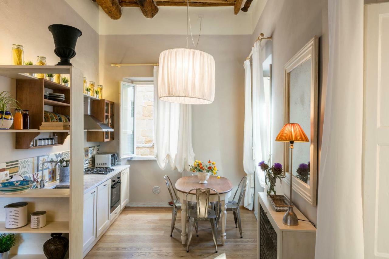 Stence Apartment Lucca Bagian luar foto